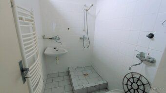 Ref #27020 For sale spacious commercial property of total approx.