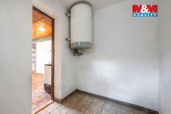 Nabízíme podsklepenou zděnou chatu 3+1 v obci Všemina, situo