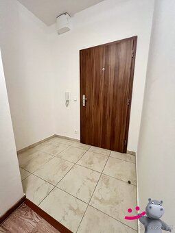 Ev.č. 58814 Nabízíme k prodeji světlý byt o dispozici 1+kk, 