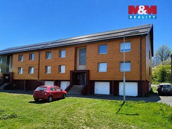 Nabízíme k prodeji byt o dispozici 4+1 o užitné ploše 108 m²