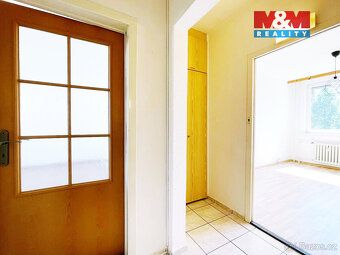 For sale spacious 3BR apartment of usable area 69 sqm in quiet part of Prague 5