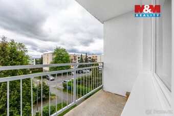 Nabízíme k pronájmu prostorný byt 3+1 o celkové výměře 80 m2