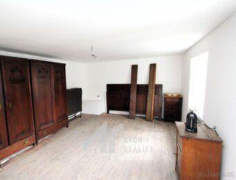 Ref # 103016 We offer for sale a stylish cottage with started reconstruction, located in the…