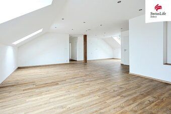 Apartment with family house benefits... Exclusively represented by the owner