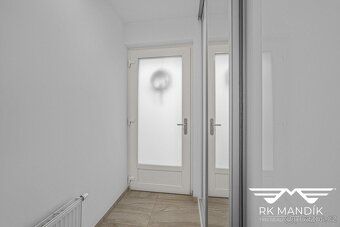 Ev.č. 753-1 Nabízíme k prodeji byt 2+kk o celkové ploše 59,8