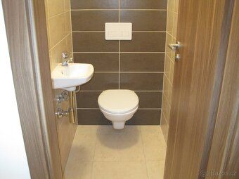 Nabízím dlouhodobý pronájem bytu v Kvasinách 2+kk/54m2/ ve 4