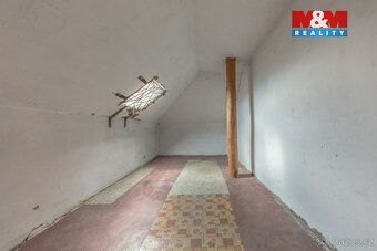 We offer for sale a detached family house 4+KK (plus attic) in a quiet part of Mladá Boleslav, Čejetice.