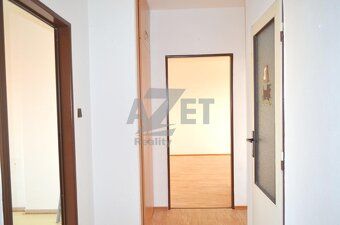 Pokud hledáte prostorný cihlový byt s balkonem, pak je tento
