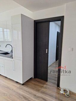 Nabízíme prodej hezkého bytu 3+kk s balkónem o celkové výměř