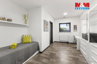 Nabízíme Vám ke koupi rodinný dům o podlahové ploše 220 m2, 