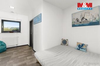 Nabízíme Vám ke koupi rodinný dům o podlahové ploše 220 m2, 