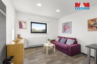 Nabízíme Vám ke koupi rodinný dům o podlahové ploše 220 m2, 