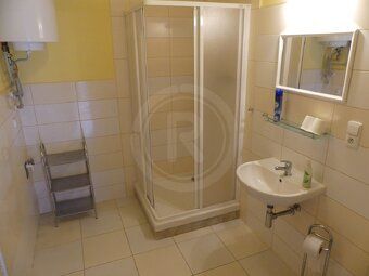 We offer for sale an apartment house with 6 apartments (newly built in 2012).