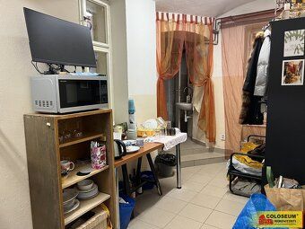 Ev.č. 5433B017 Nabízíme k pronájmu komerční prostor o výměře