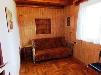 We offer for rent a family house with garden in Choceň.