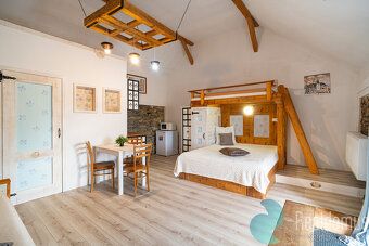 We offer for sale sensitively reconstructed stone farmhouse in Český Krumlov