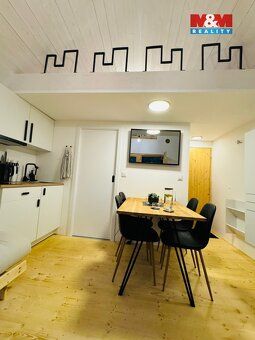 Sale of enchanted modern cottage in the forest - perfect escape for a couple