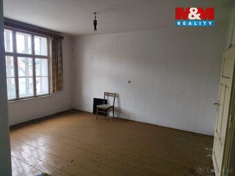 Nabízíme k prodeji rodinný dům v obci Dvorce, okres Bruntál,