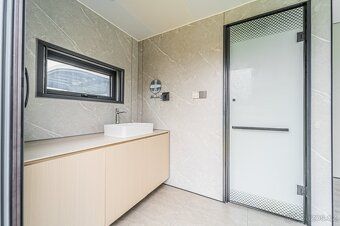 Sale of luxury mobile homes (mobileheime) We offer for sale two modern premium mobile homes…