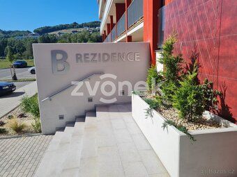 Ev.č. 00030 Nabízíme k pronájmu byt 2+kk s prostornou teraso