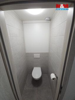 Nabízíme dlouhodobý podnájem bytu 2+1 o velikosti 46m2 s lod
