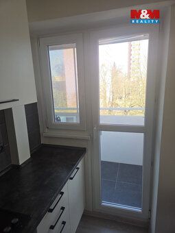 Nabízíme dlouhodobý podnájem bytu 2+1 o velikosti 46m2 s lod