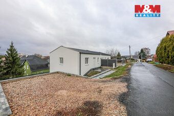 Nabízíme k prodeji moderní dvougenerační rodinný dům –novost