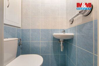 We offer for sale a spacious apartment in private ownership of layout 3+1 and usable area of…