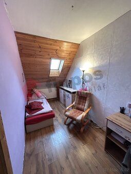 Nabízíme k pronájmu prostorný byt o dispozici 3+1 a výměře 1