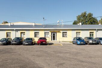 Společnost RE/MAX Future si Vám dovoluje nabídnout k pronájm