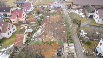 Ev.č. 00513 Nabízíme k prodeji pozemek o výměře 897 m² v obc