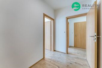 Nabízíme k prodeji světlý a prostorný byt kolaudovaný v roce