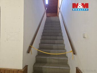 Nabízím k pronájmu prostorné kancelářské prostory o celkové 