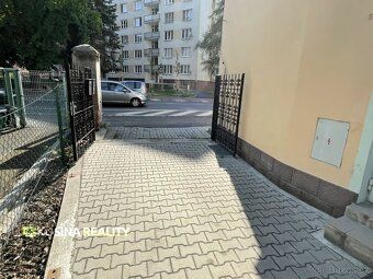 Nabízím k pronájmu byt 1+1 o velikosti 40 m2, který se nachá