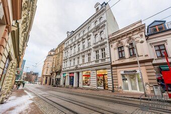 Ev.č. 06562 Přímo v centru města, pár metrů od radnice vám p