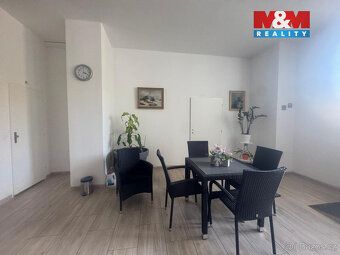 Nabízíme k pronájmu světlý byt 2+kk o užitné ploše 55 m² v k