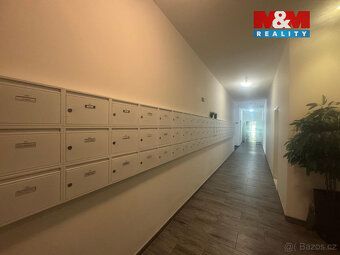 Nabízíme k pronájmu světlý byt 2+kk o užitné ploše 55 m² v k