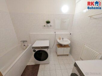 Nabízíme k pronájmu velmi pěkný moderní byt 2+kk s balkonem 