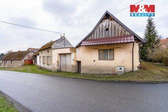 Farmhouse with soul and exceptional potential in a quiet area