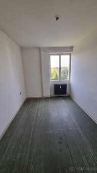 Nabízíme k prodeji prostorný byt v osobním vlastnictví, 3+1 