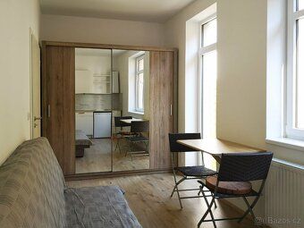 Rental offer for nice apartment with front garden in Prague 10