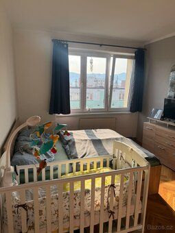 Nabízíme slunný byt v soukromém vlastnictví 2+1 / 60 m2/ s d