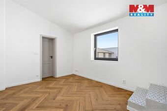 For sale brick family house with 4+kk layout in Choť village