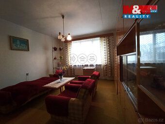 Nabízíme Vám k prodeji byt 3+1 s balkonem v obci Lužice. Byt