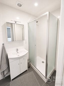 ID: G1267
Nabízíme k dlouhodobému pronájmu prostorný a světl