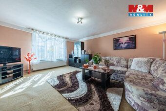 Nabízím k prodeji útulný rodinný dům s užitnou plochou 246 m