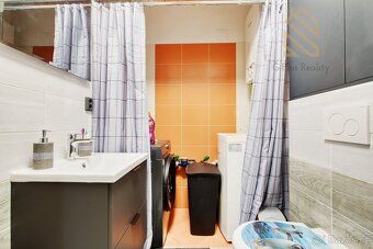 Zlonín v Praze-východ nabízí prostorný rodinný dům 4+kk na k
