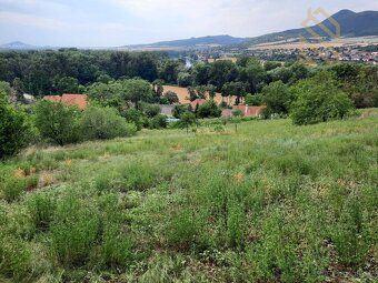 Nabízíme k prodeji pozemek o celkové výměře 4 490 m², který 