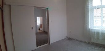 Nabízíme k dlouhodobému pronájmu byt o celkové ploše 42 m² v