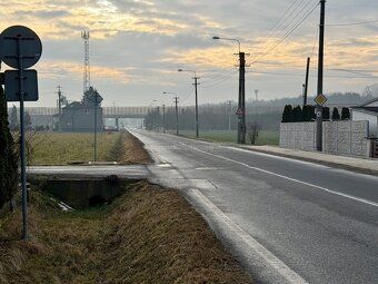 Nabízíme ke koupi atraktivní zasíťovaný stavební pozemek o v